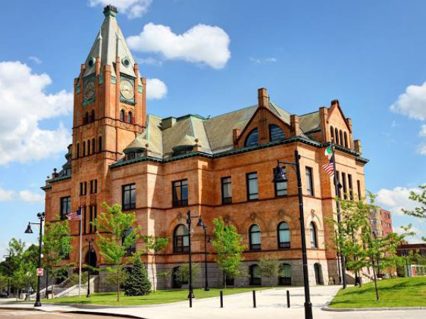 Easy Breezy Cleaning house cleaning services in Brockton, MA Easy Breezy Cleaning house cleaning services in Brockton, MA